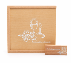 Sada USB "Prv� sv�t� prij�manie" kalich s �aliami, hranol a ve�k� box